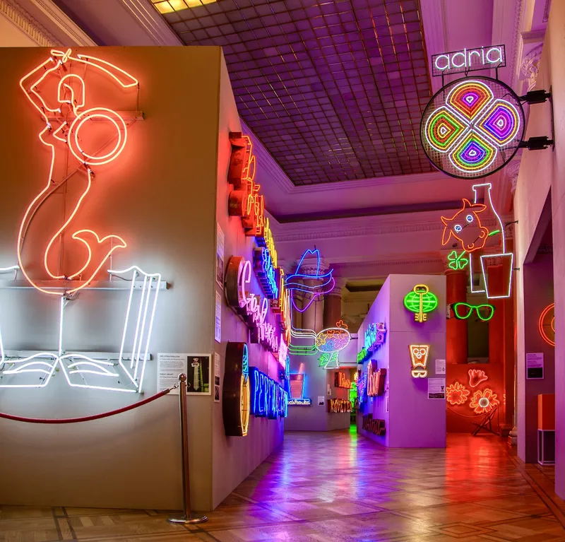 Muzeum Neonów w Warszawie